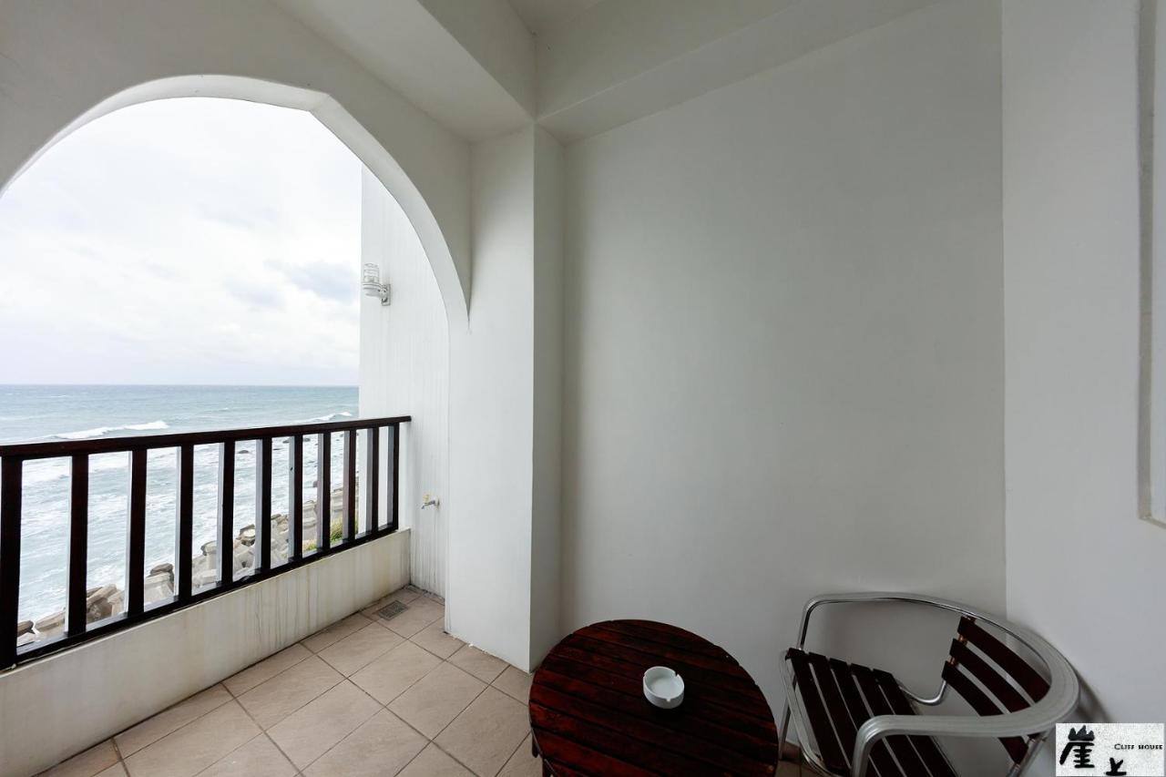 崖上民宿 Cliff House B&B Phong Tân Ngoại thất bức ảnh