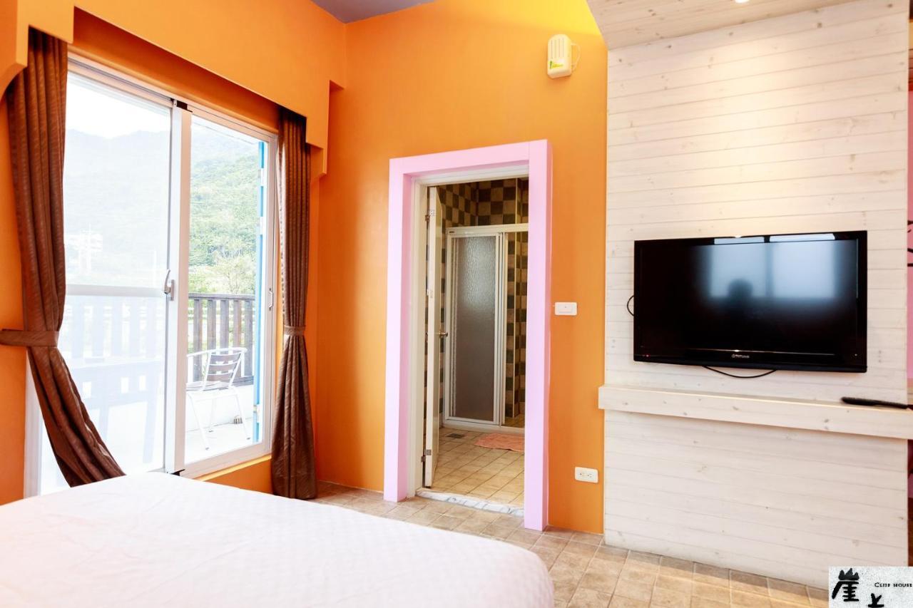 崖上民宿 Cliff House B&B Phong Tân Ngoại thất bức ảnh
